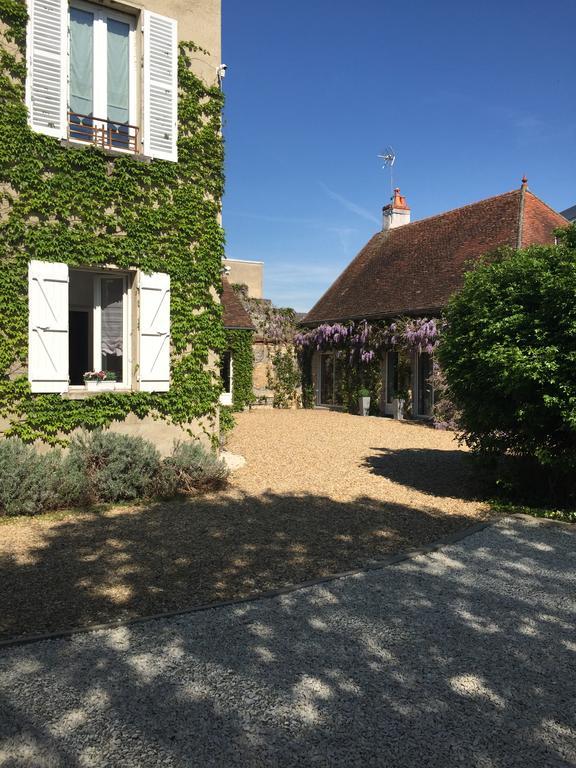 Chambres D'Hotes Des Ducs O Calme De Nevers Exterior photo
